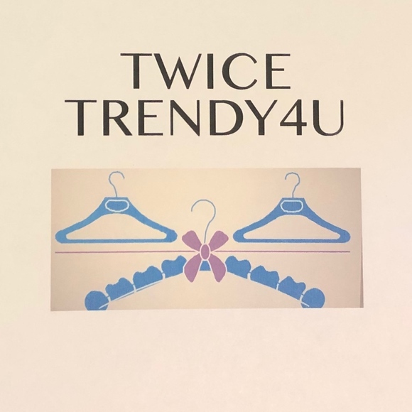 Meet your Posher, Delores - Picture 1 of 1